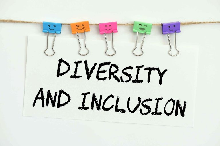 Zwarte tekst: Diversity and inclusion.